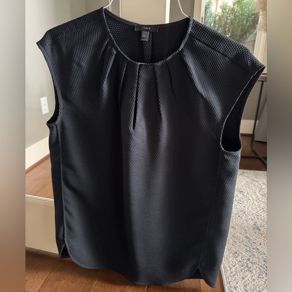 J. Crew Women's Black Honeycomb Cocoon Sleeveless Blouse - Picture 3 of 8